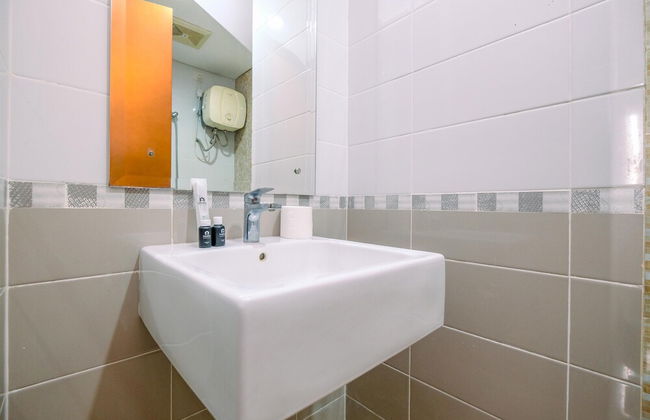 Comfortable And Homey 2Br Apartment At Royal Olive Residence - Foto 18