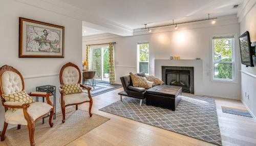 Modern Home Close to Dtwn Woodinville with Yard - Foto 4