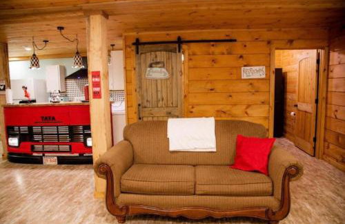 Southern Comfort Retreat with a private hot tub - Foto 43