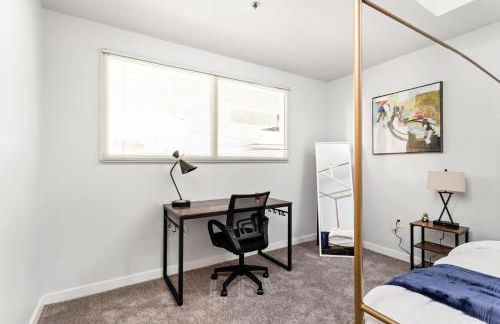 Modern Downtown Apartment 2BR 2BA by CozySuites - Foto 10