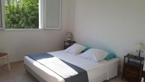 JOLIE VILLA dans un endroit paisible, à 3 mn de la Mer et de la Montagne - Foto 5