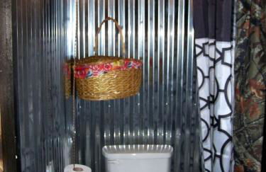 Secluded Watertree Tiny House near Old Hickory Lake – Private Deck, Trails & Breakfast - Foto 30