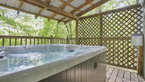 The Evergreen Cabin - Photo 2