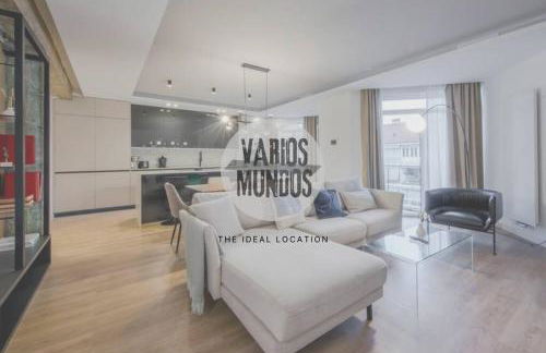 Elegancia y confort en el Paseo de la Castellana - Foto 1