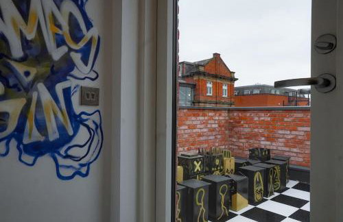 Sleek 4BR Townhouse - Rooftop - Hot Tub - Foto 38