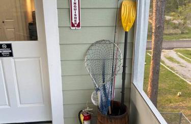 Bay Breeze Bliss-Hot Tub, Bar and Canal 5mi to Beach - Foto 42