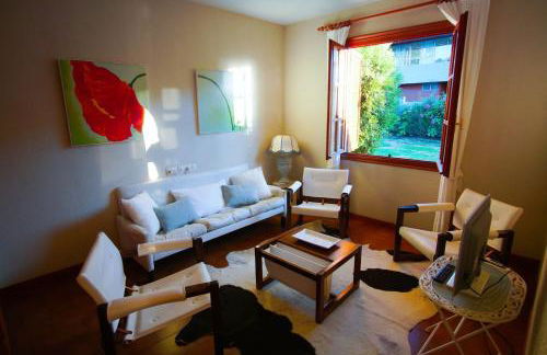 Chalet con piscina y 2000 m de jardín - Foto 14