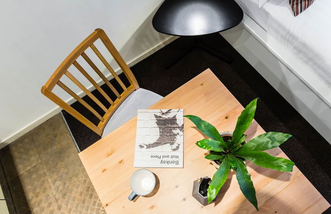 EMILY, Carlton Studio Apartment - Photo 7