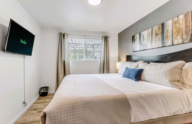 Charming 2BR w King Queen Close to SLC - Foto 20