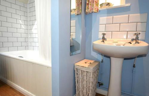 3 Bed in Clyro BN027 - Photo 15