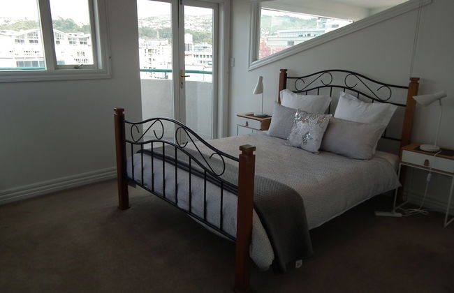 U Suites on Courtenay - Photo 16