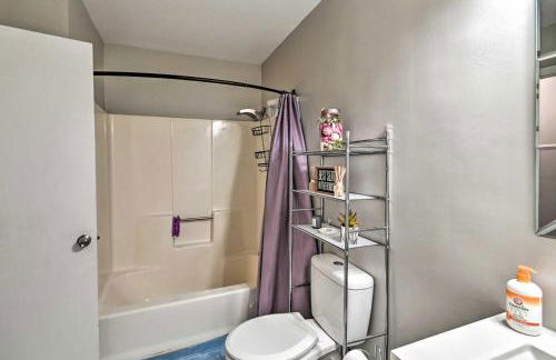 Fayetteville Vacation Rental with Sunroom and Yard! - Foto 23