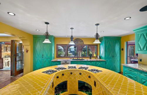 Skyline and Bay Views Spanish Villa Pool and Hot Tub - Foto 36