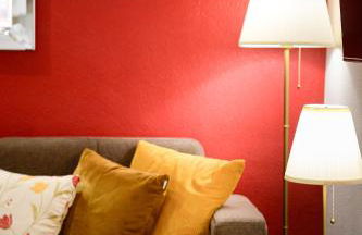 Autumn Breeze - 2BR - Sofa Bed - WiFi - Free Parking - Central - Didsbury - Photo 6