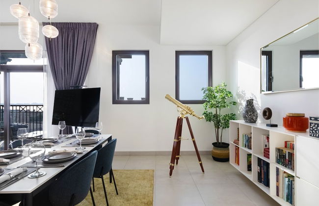 Maison Privee - Exclusive Luxury 3BR Apt with scenic views of Burj Al Arab - Foto 27