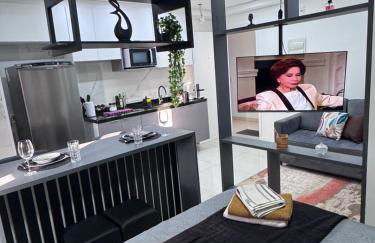 Studio 64 novo bem equipado com ar condicionado, cozinha completa, até 4 pessoas - Centro Mogi - Foto 2