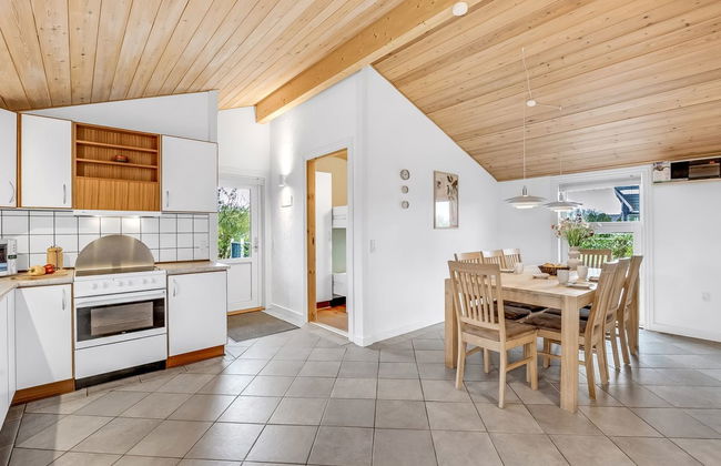 "Ingbritt" - 700m to the fjord - Foto 27