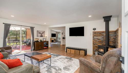 Bear’s Den Hideaway with Hot Tub - Foto 1