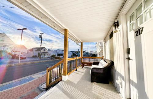 Elegant 3BR 2BA Entire Apartment Short Walk To The Beach Heart Of Wildwood - Foto 21