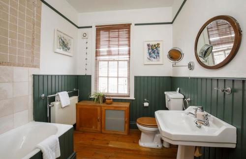 Hot Tub - Pool Table, Central - Photo 9