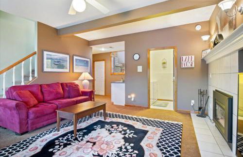 Life's Better At The Lake - Foto 21