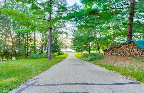 Okee Bay House on Lake Wisconsin with Private Dock! - Foto 31