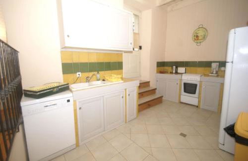 Lovely house with grass garden, shared swimmingpool, next to the river Ardèche - Foto 78