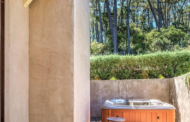 Lx17 Pebble Beach Golfer Retreat - Photo 1