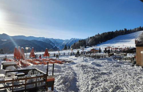 Les Isards Pied des pistes - Foto 1