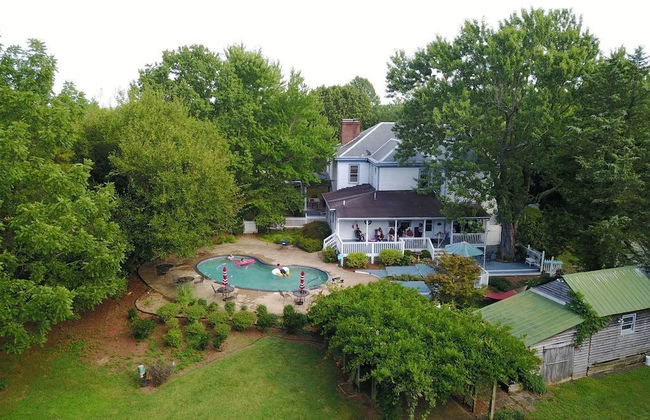 7 Bedroom Manor near Appomattox & Lynchburg - Photo 47
