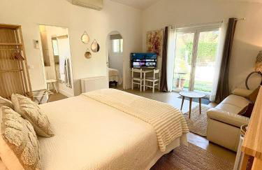 Villa provençale, Golfe Saint Tropez, Climatisée 12 pers, 4 suites, Piscine chauffée, Hammam, Spa, Billard, Pétanque, Wifi professionnel haut débit - Foto 46