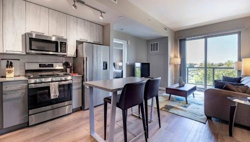 Modern Apt with Luxury Amenities - Foto 5