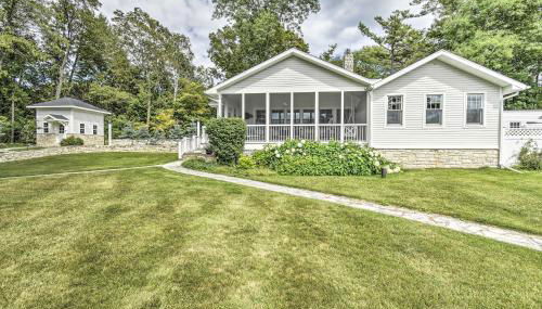 Ephraim Home with Yard - Walk to Lake Michigan! - Foto 1