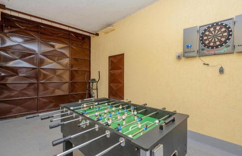 Amazing Home In Mijaca - Photo 27