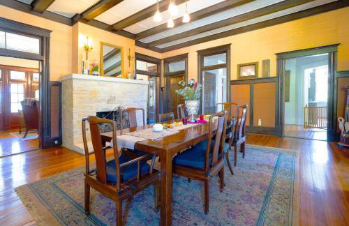 1906 Haus Stay for 13 with Access to Pool Hot Tub - Foto 15