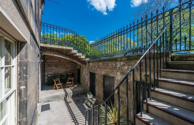 JOIVY Luxury Carlton Terrace Main Door Apartment - Foto 22