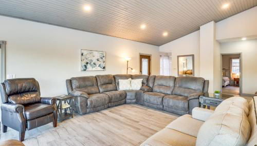 Waterfront Lake of the Ozarks Home with Private Dock - Foto 5