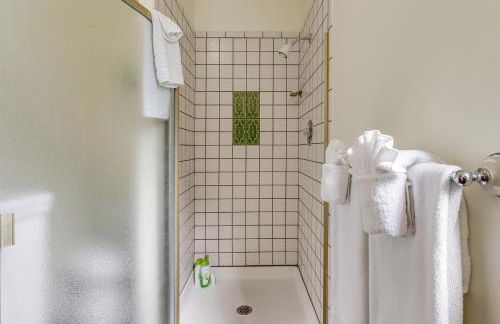 Panoramic Views! Home with Boat Slip on Clear Lake - Foto 22