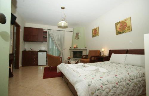 Orama Hotel - Serene Lake Plastira Retreat with Stunning Views - Photo 48