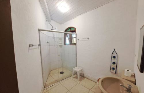 Casa Daslis Espaçosa e Bem Localizada - Foto 28