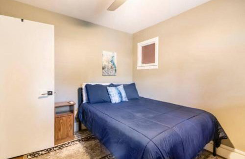 2 Bed Stay with Updated Bath and Kitchen - Foto 9