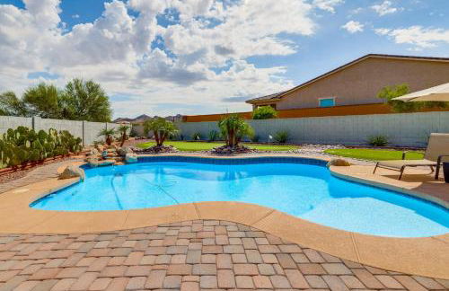 Putting Green, Pool Table! West Valley Family Home - Foto 31