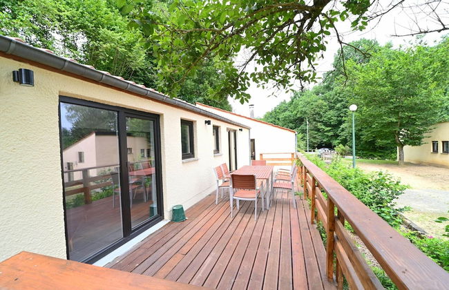 Bungalow by Lake Rabais in Virton - Foto 14