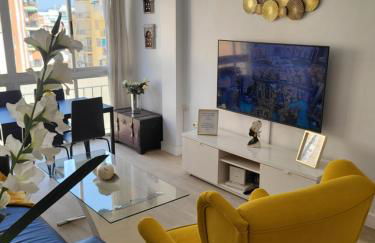 3BR Top Floor Apartment Vialia La Unión Metro - Photo 1