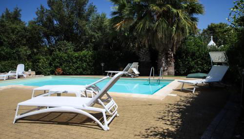 Villa Arisa with pool - Foto 2, sunbed