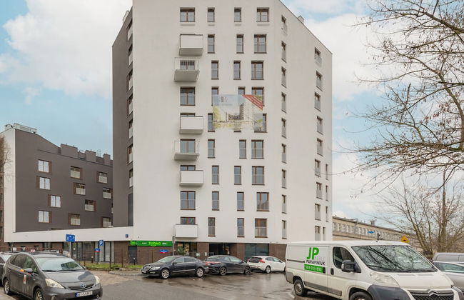 Glamour Studio by Renters Prestige - Photo 35