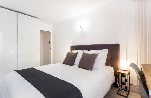 D&E - PARIS-DISNEY - HOLIDAYS APARTMENT - APPARTEMENT DE VACANCES - 5 CHAMBRES- 5 SDB - 5 BEDROOMS - 5 BATHROOMS - Netflix - Foto 10