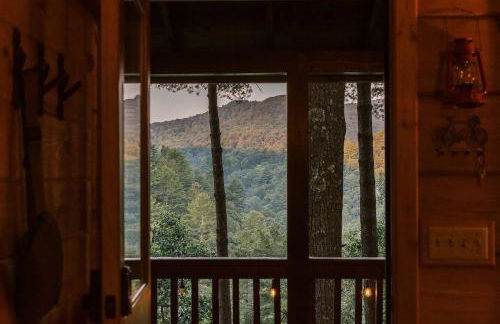 Secluded 4WD Getaway with Mountain Views and Hot Tub - Foto 26