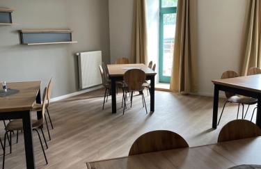 Neu renoviert: 11 Zimmer mit großer Wohnküche, mitten in der Natur - Foto 9