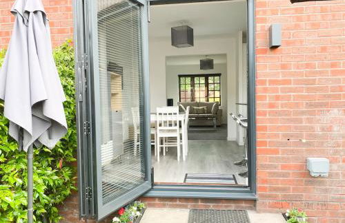 Harbourside House - Great Location - Parking - 2 En-Suites - Sleeps 5 Plus 1 - Photo 30